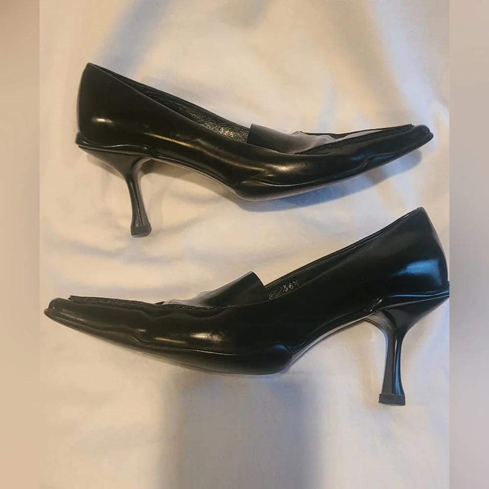 Elegant vintage Prada  Black Women's Heels